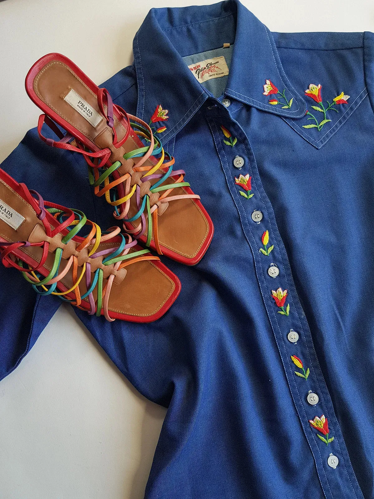 1970s Embroidered Cowgirl Denim Shirt in Inky Blue with Contrast Stitching - Vibrant Hand Embroidered Feature Panels - Perfect Tailoring