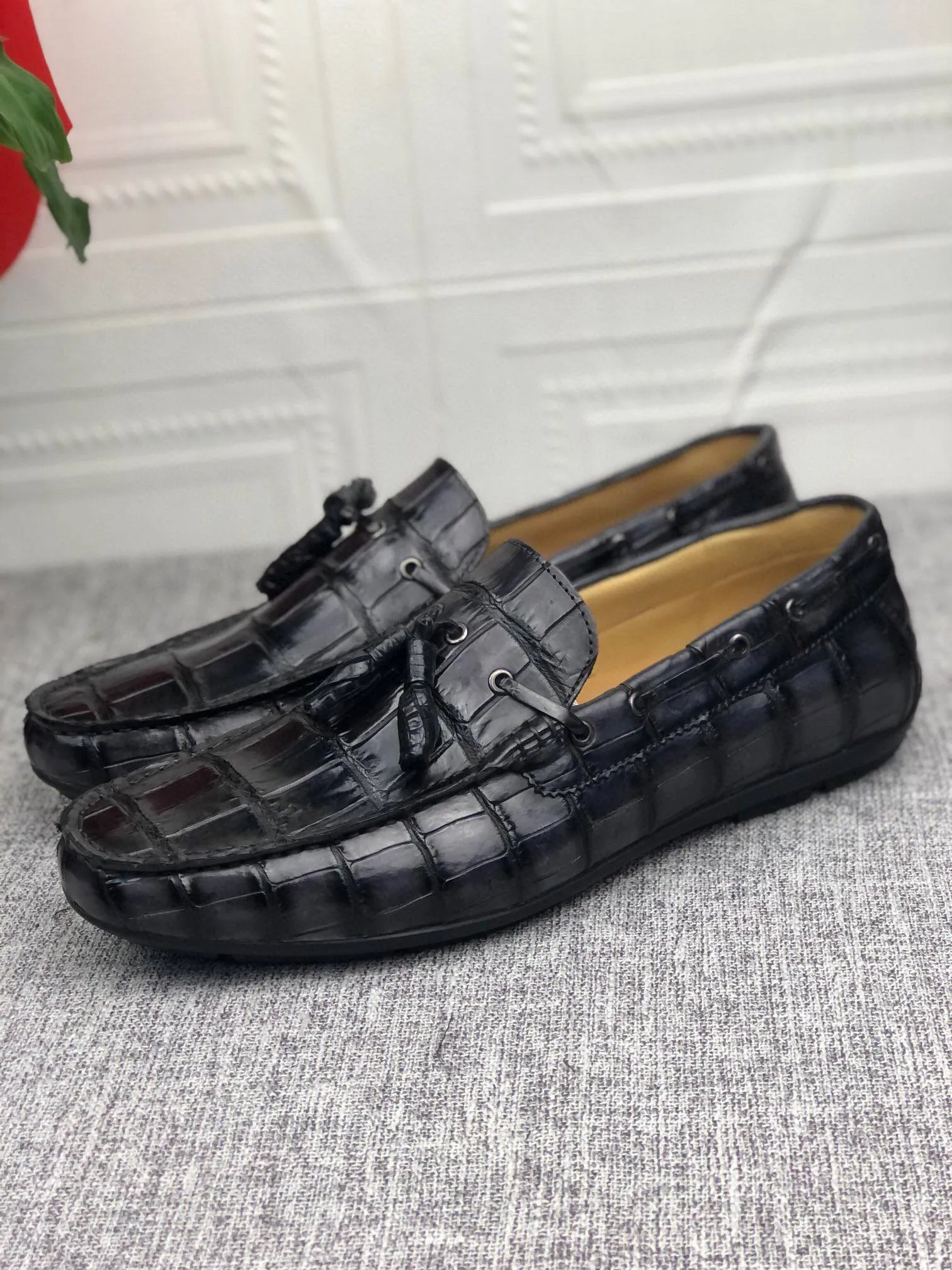 Crocodile  Leather Shoes Mens Slip-On Driving Loafer Shoes With Tassle Vintage Dark Grey