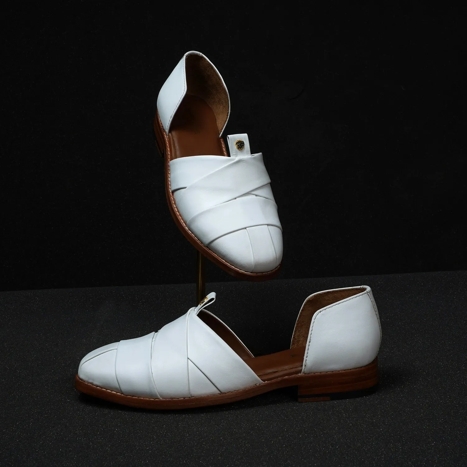 Cross Strapped White Peshawari Sandal