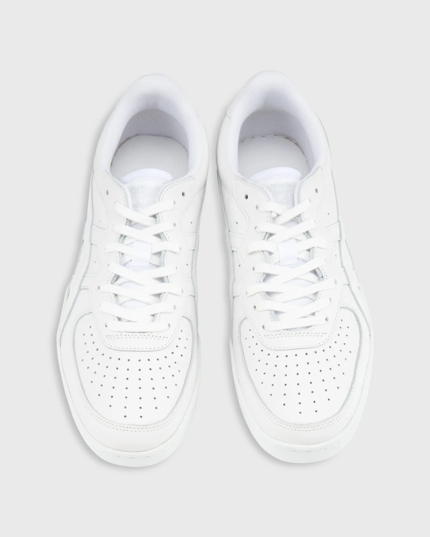 GSM Sneaker in White/White