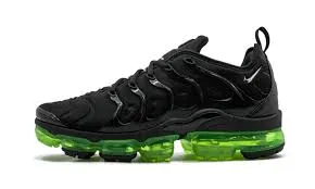 Nike Air VaporMax Plus Black Volt Sole 924453-015