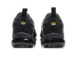 Nike Air VaporMax Plus Triple Black 924453-004