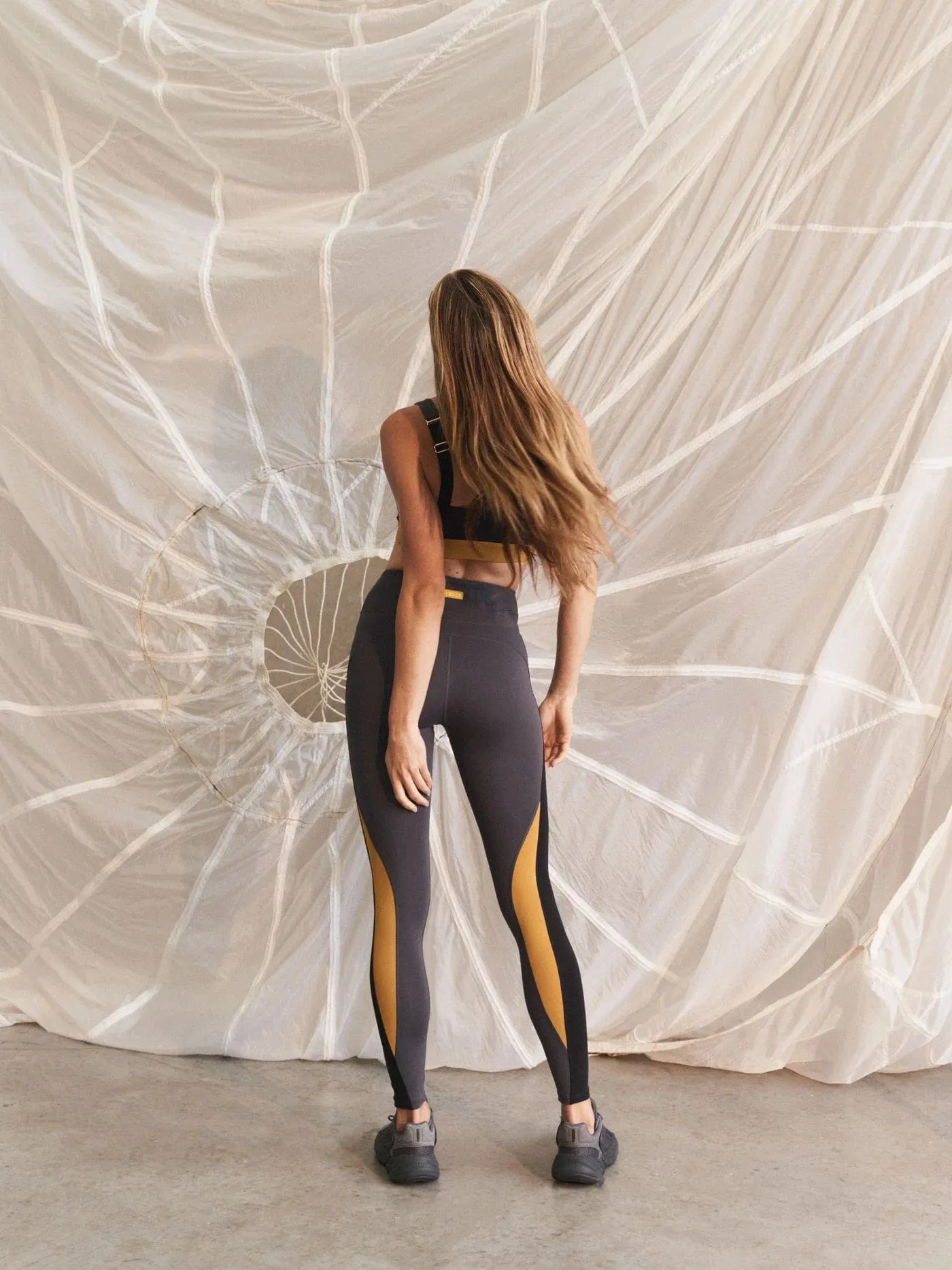 P.E Nation | Ricochet Full Length Legging - Dark Shadow