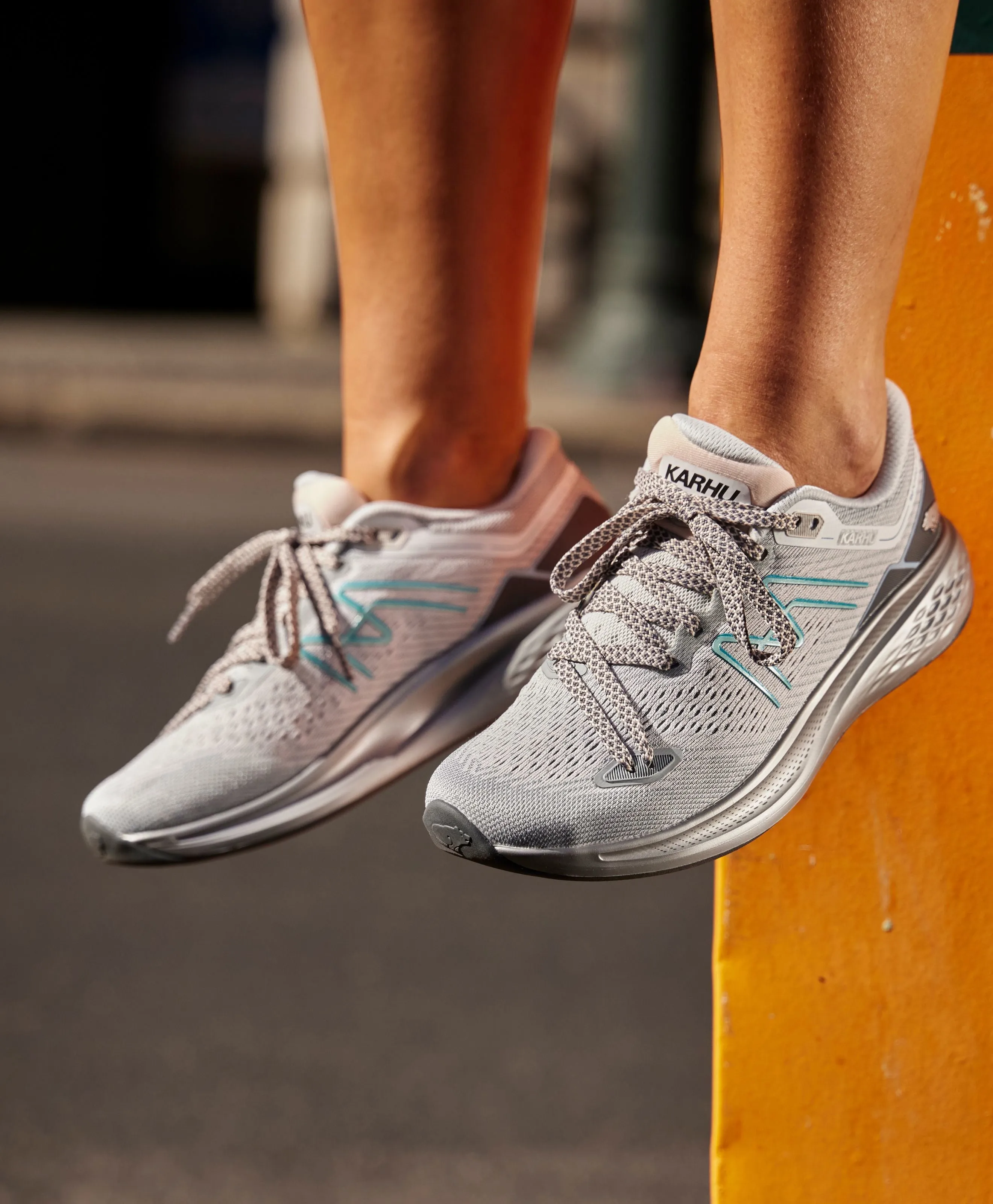 WOMEN'S SYNCHRON 2.0 - SLIGHTLY PINK / ICY MORN